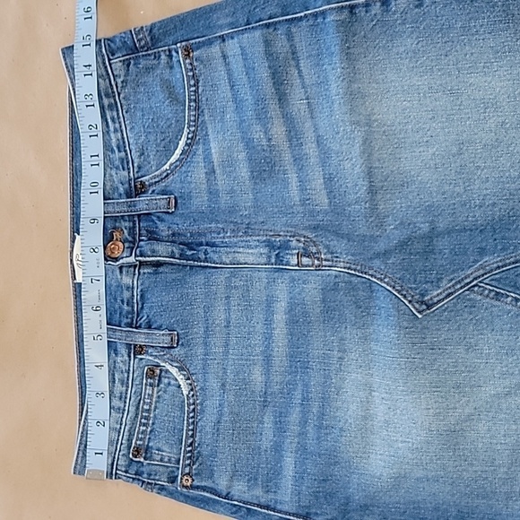 J Crew Denim Mini Skirt, Zipper Fly w/ Button Closure. Size 27, Exc. Used Cond. - Picture 3 of 9